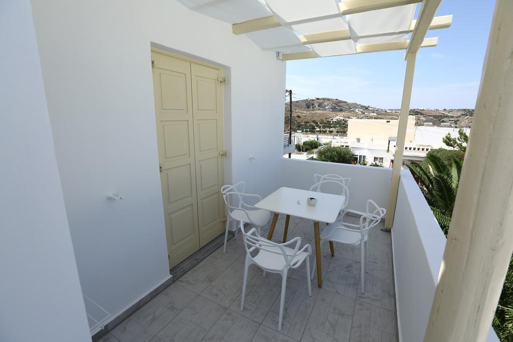 The White Suites Adamantas  Bagian luar foto