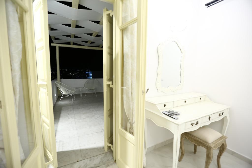 The White Suites Adamantas  Ruang foto