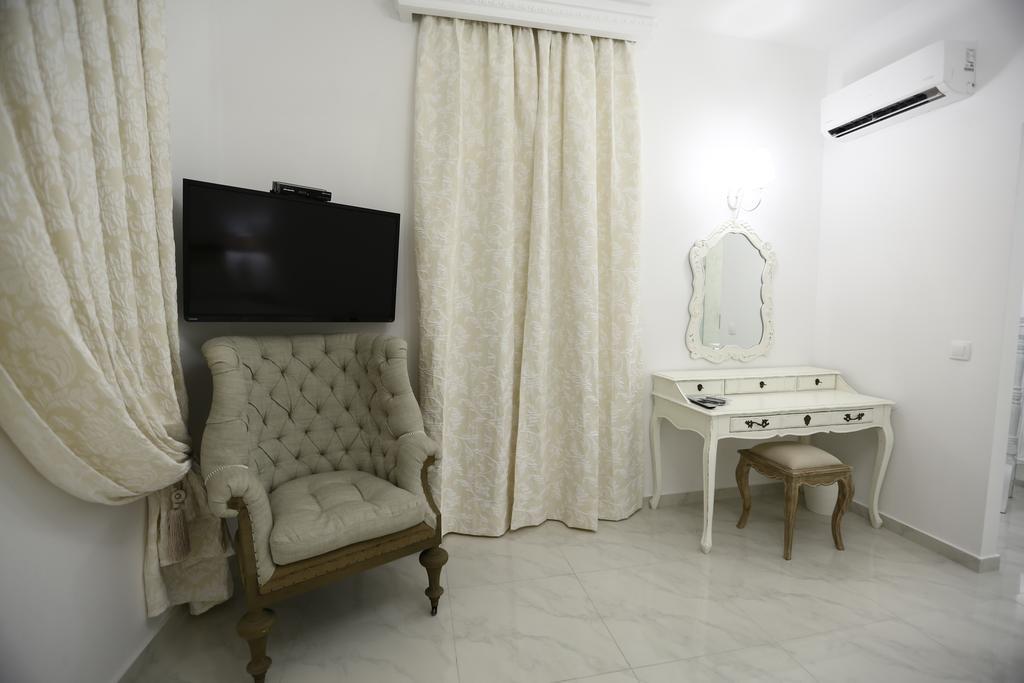 The White Suites Adamantas  Ruang foto
