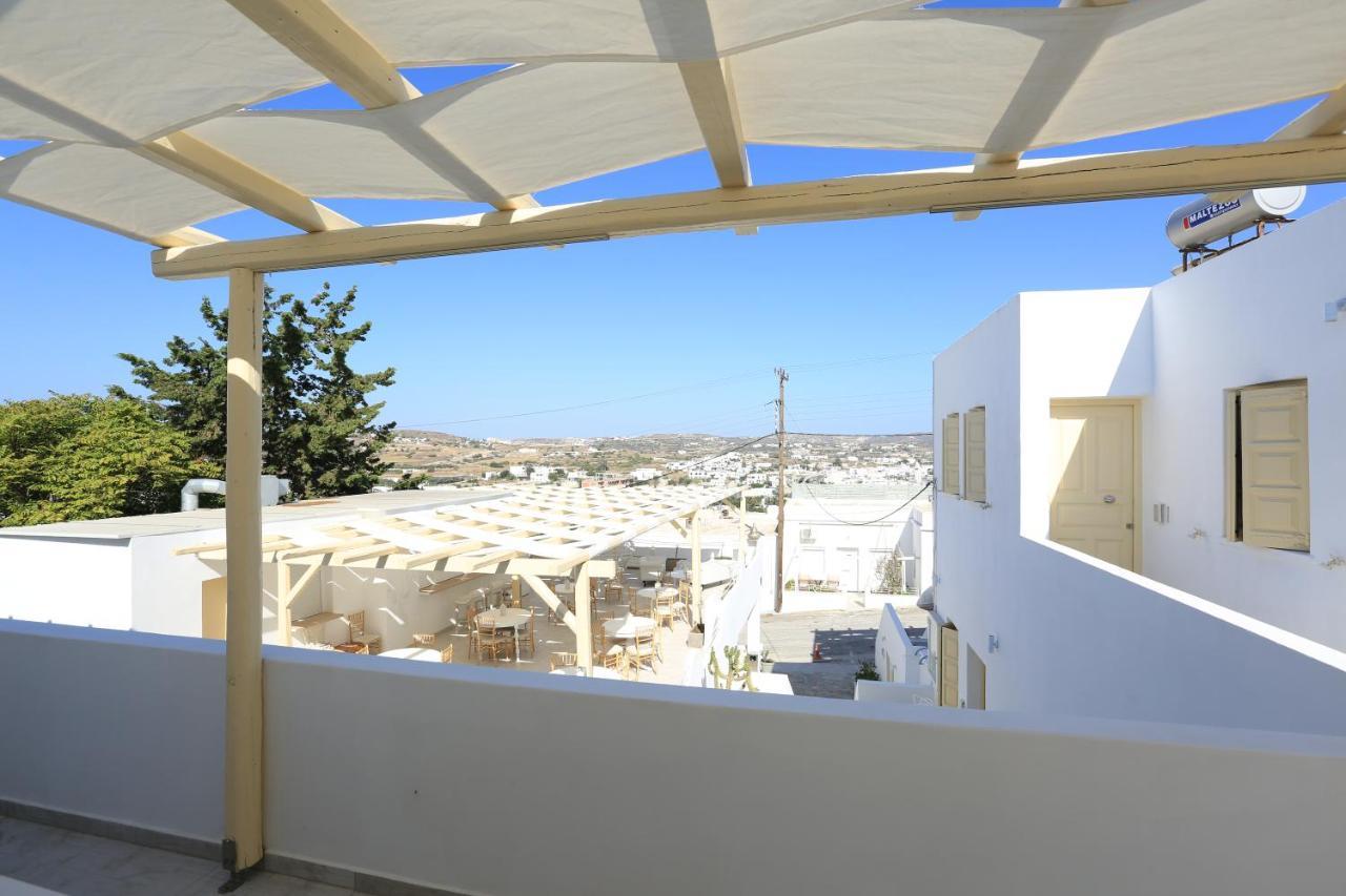 The White Suites Adamantas  Bagian luar foto