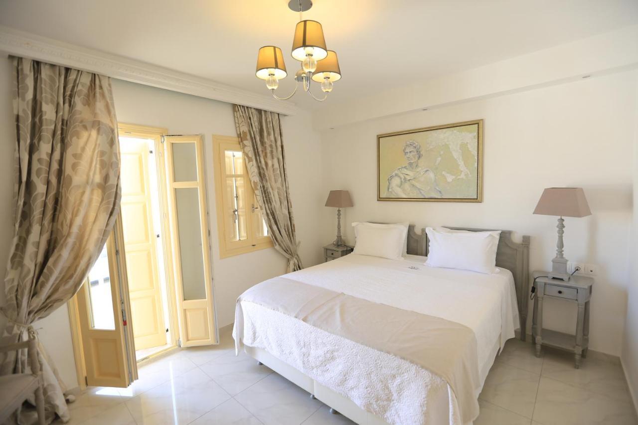 The White Suites Adamantas  Bagian luar foto