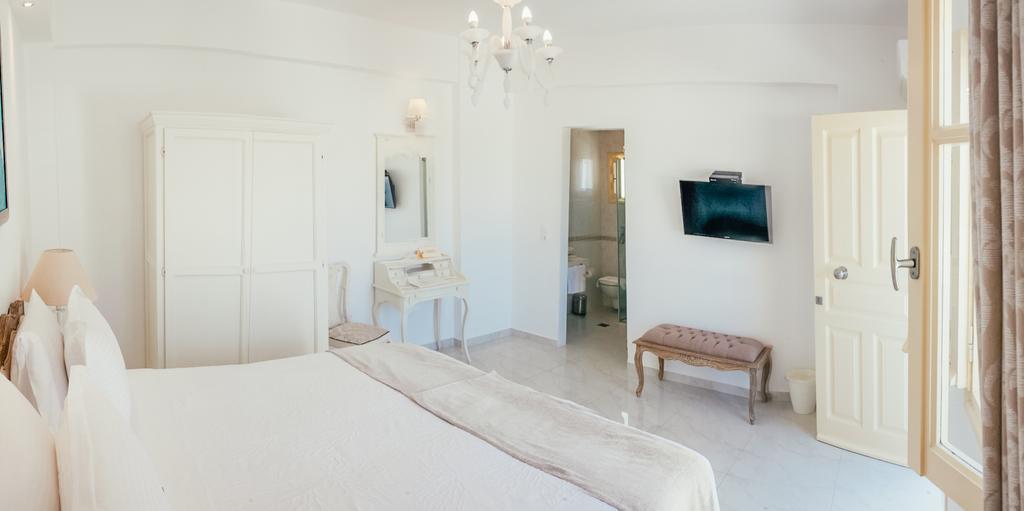 The White Suites Adamantas  Bagian luar foto