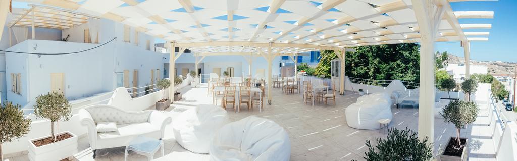 The White Suites Adamantas  Bagian luar foto