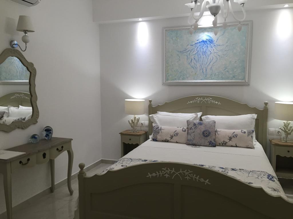 The White Suites Adamantas  Bagian luar foto