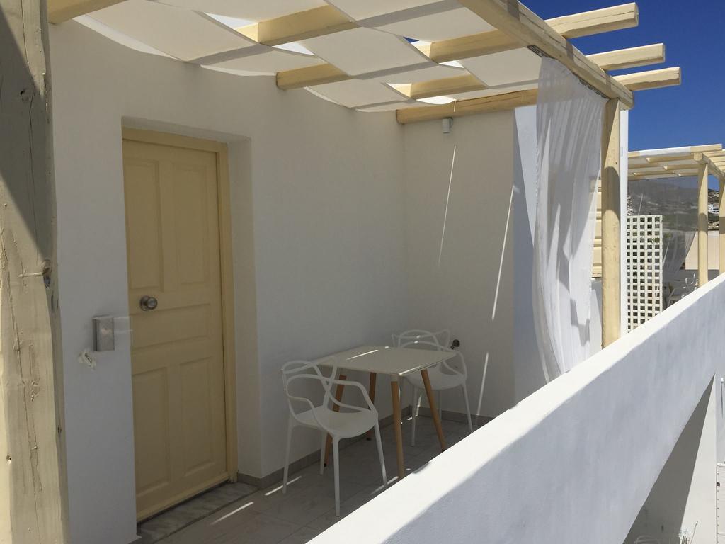 The White Suites Adamantas  Bagian luar foto